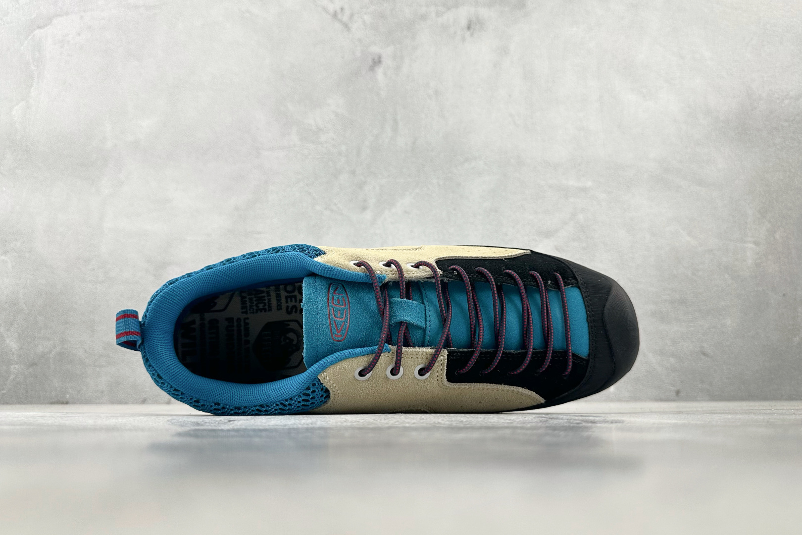 KN 
KEEN Jasper Rocks 卡其色

货号：
尺码：36 36.5 37 38.5 39