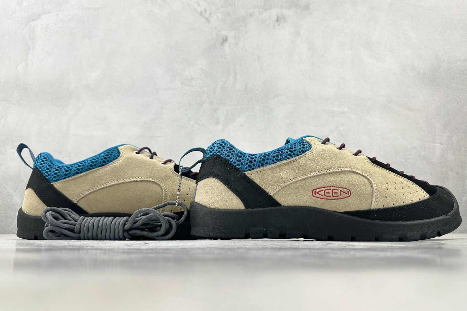 KN 
KEEN Jasper Rocks 卡其色

货号：
尺码：36 36.5 37 38.5 39