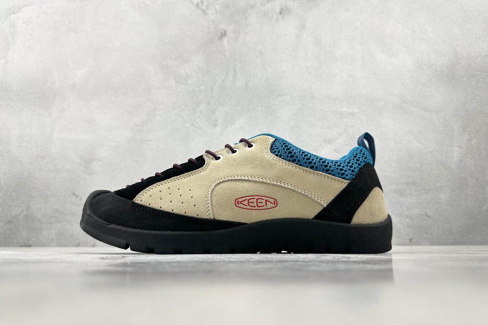 KN 
KEEN Jasper Rocks 卡其色

货号：
尺码：36 36.5 37 38.5 39