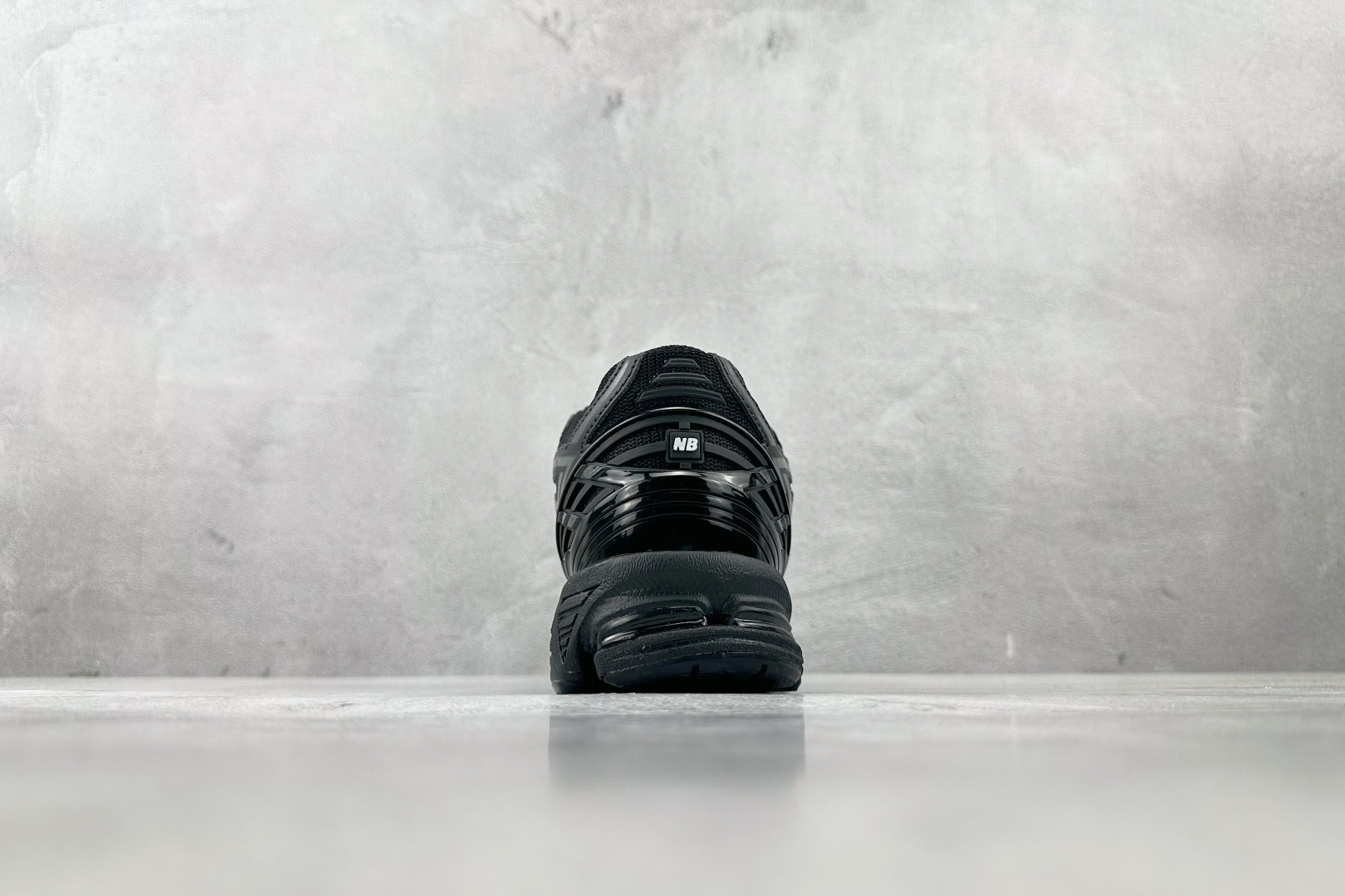 C 版 
大厂出品  New Balance 1906R 黑武士 黑色

货号：M1906RBB
尺码：