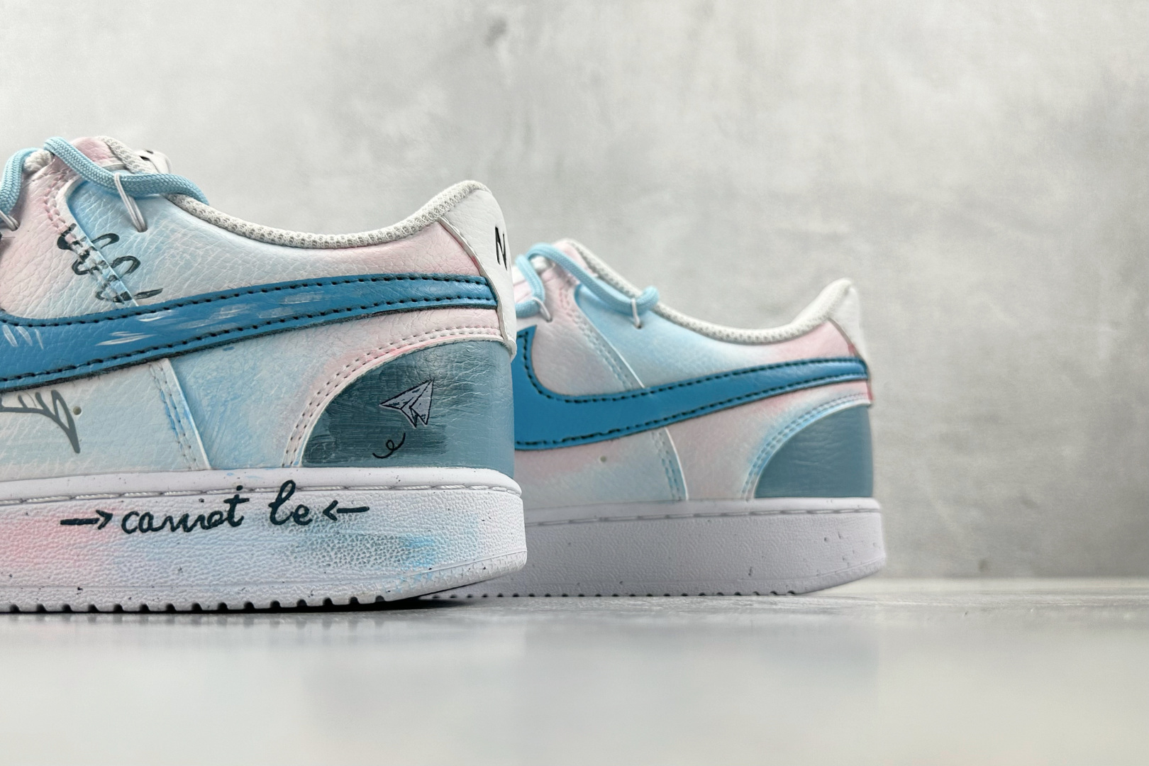 定制版  
【定制球鞋】Nike Court Vision 半夏晚晚 粉蓝白

货号：DH2987-10