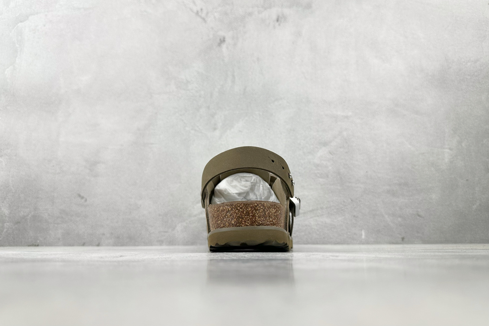 莞产 
Birkenstock x DIOR迪奥 Tokio 勃肯鞋 棕色

货号：3SA116ZSD_