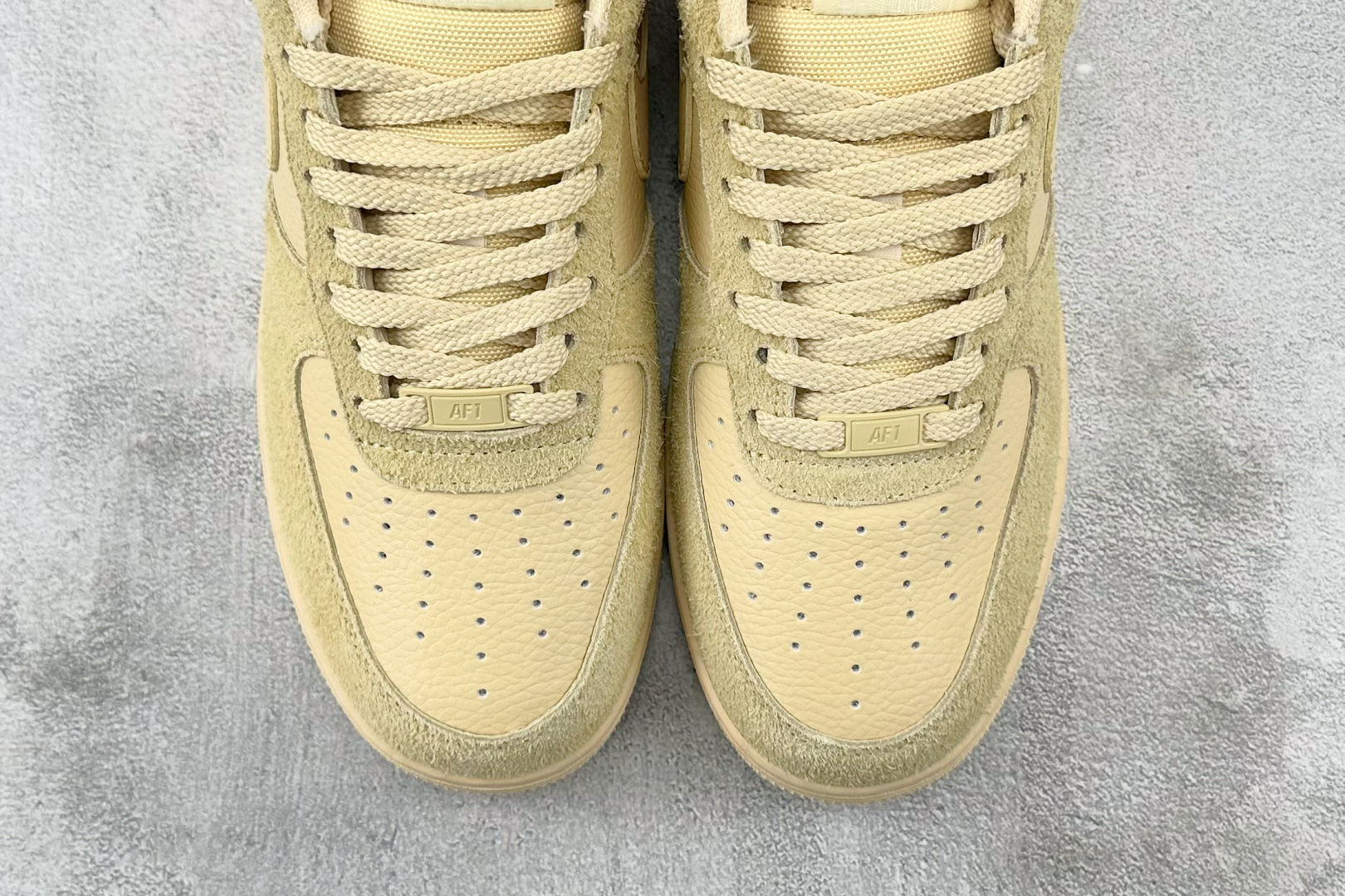 
外贸批次 Nike Air Force 1 Low in Tonal Pale Vanilla 棕色
