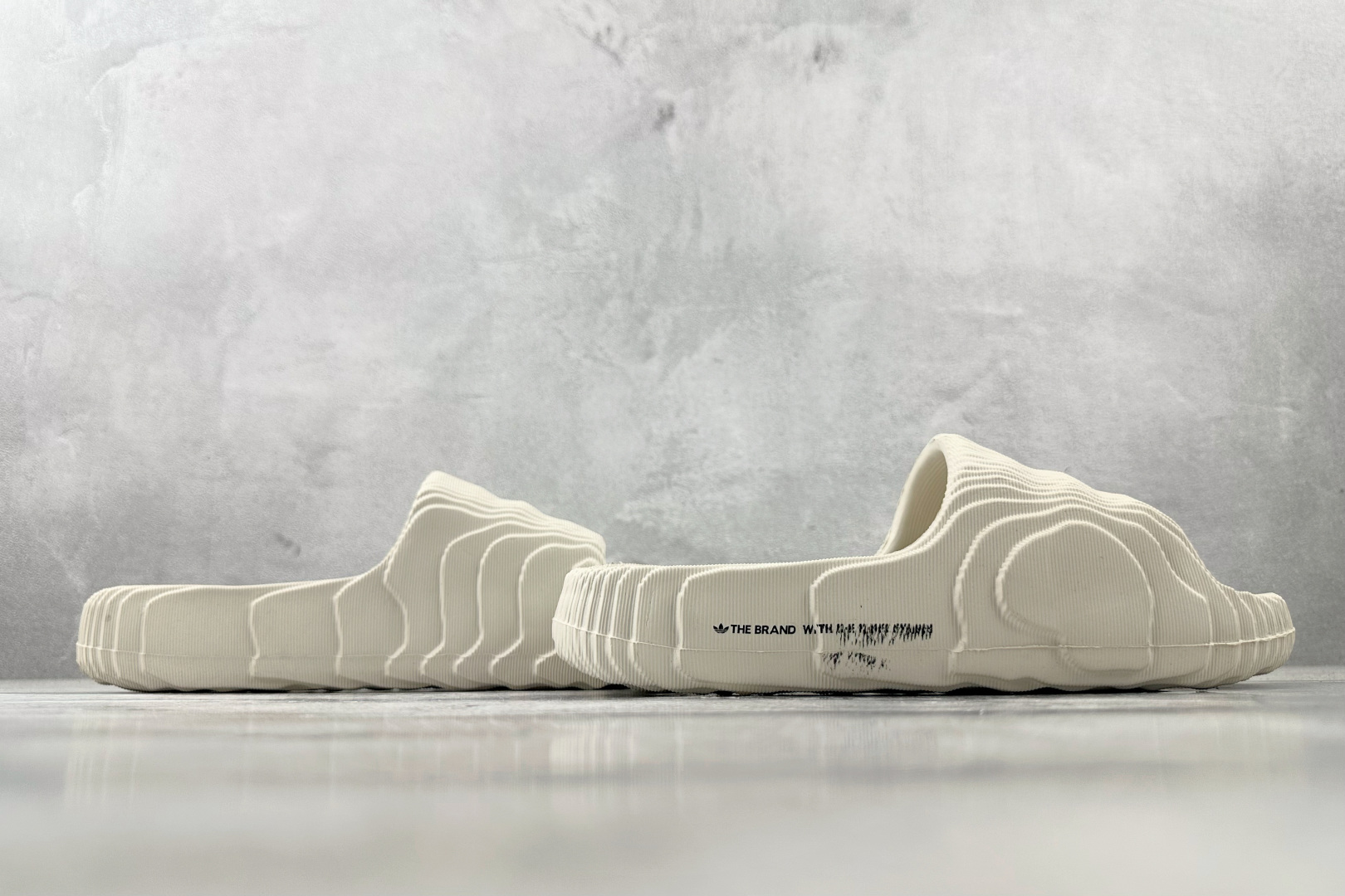adidas originals ADILETTE 22 米色 GX6950
