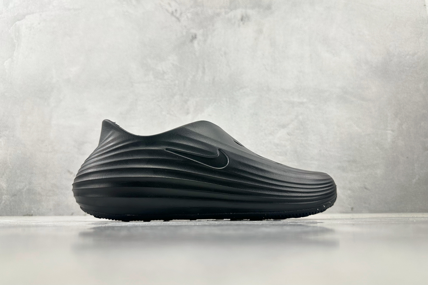 Nike ReactX Rejuven8 黑色 HV5060-001