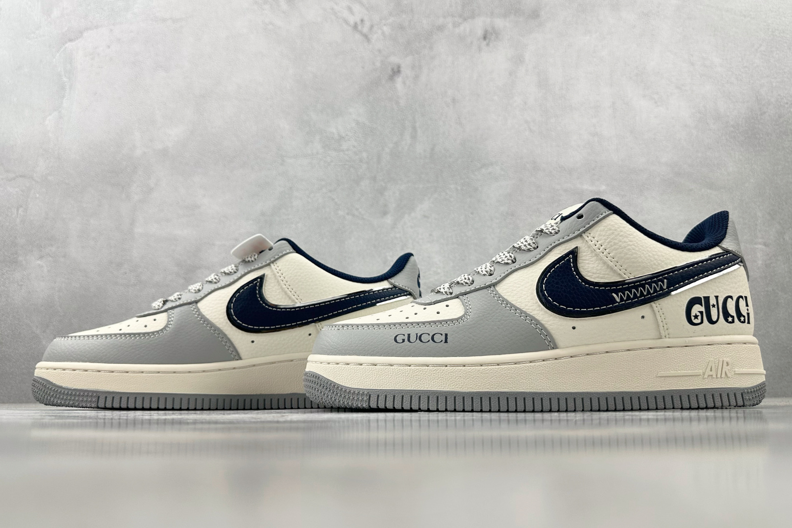 XC 
Nike Air Force 1'07 GUCCI 联名 灰白

货号：XS1958 543
尺