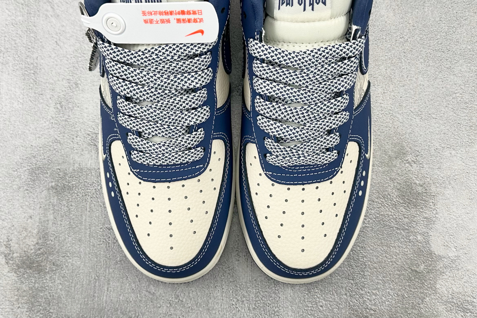 XC 
Nike Air Force 1'07 fear of qod 联名 蓝白

货号：KK1988
