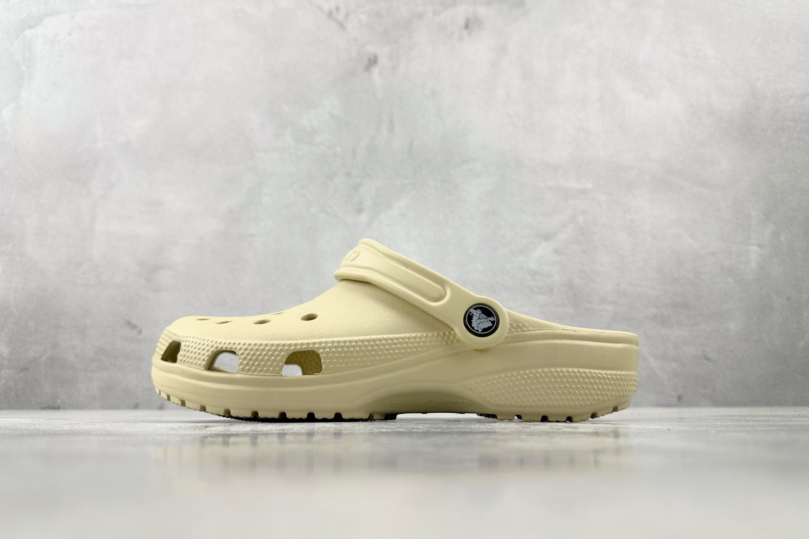 Crocs Classic Clog EVA Sandal: Lightweight Comfort, Iconic Design 1 Crocs Classic Clog EVA Sandal: Lightweight Comfort, Iconic Design