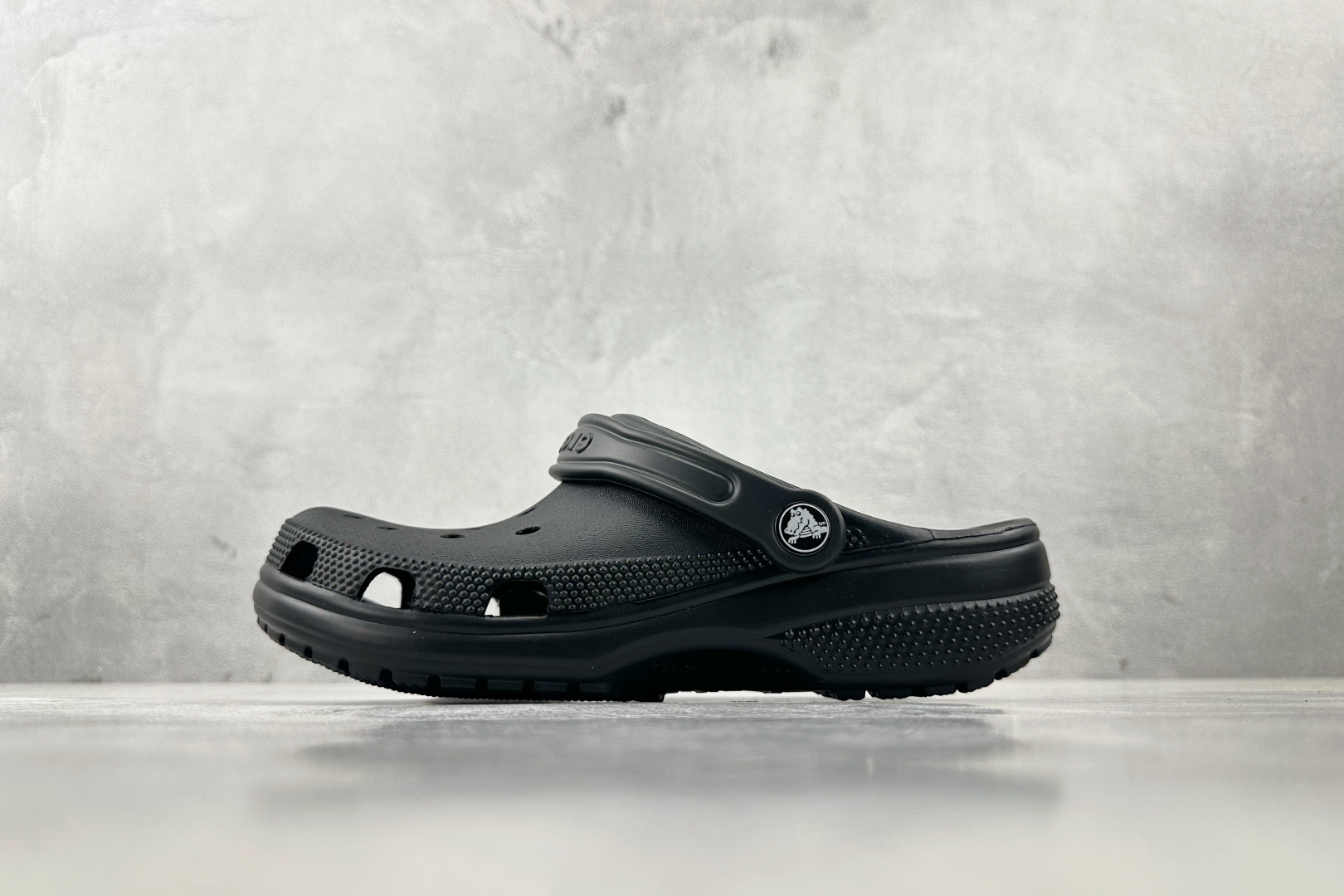 Crocs Classic Clog | Lightweight & Comfortable Slip-On Shoes for Women & Men 1 Crocs Classic Clog | Lightweight & Comfortable Slip-On Shoes for Women & Men