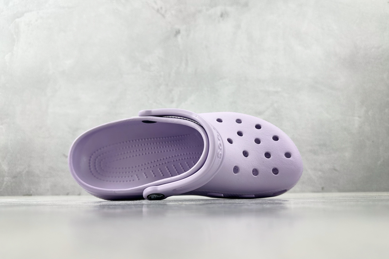 Crocs Classic Clog: Lightweight Comfort & Iconic Style in Various Sizes 4 cmp i1745517021872 6404 0 2