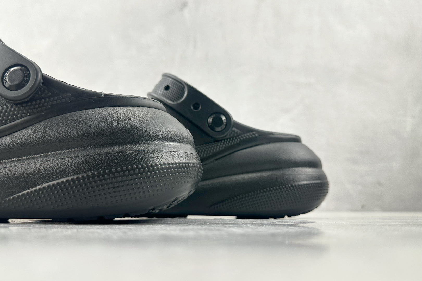 Crocs卡骆驰 Classic Crush EVA 黑色 207521-001