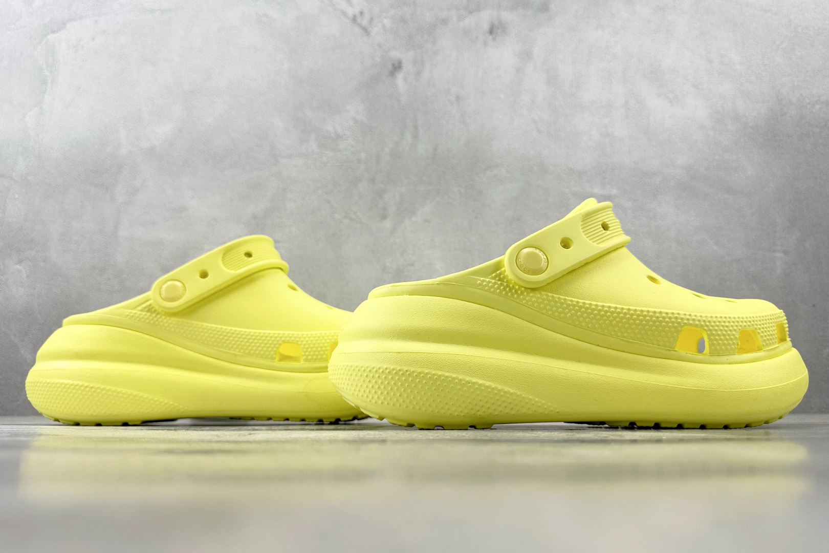 Crocs卡骆驰 Classic Cl黄色 207521-75U