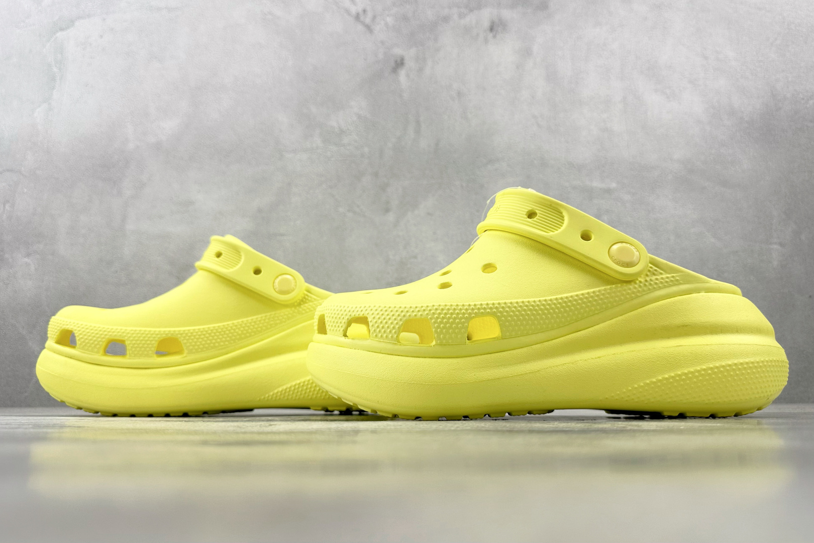 Crocs卡骆驰 Classic Cl黄色 207521-75U