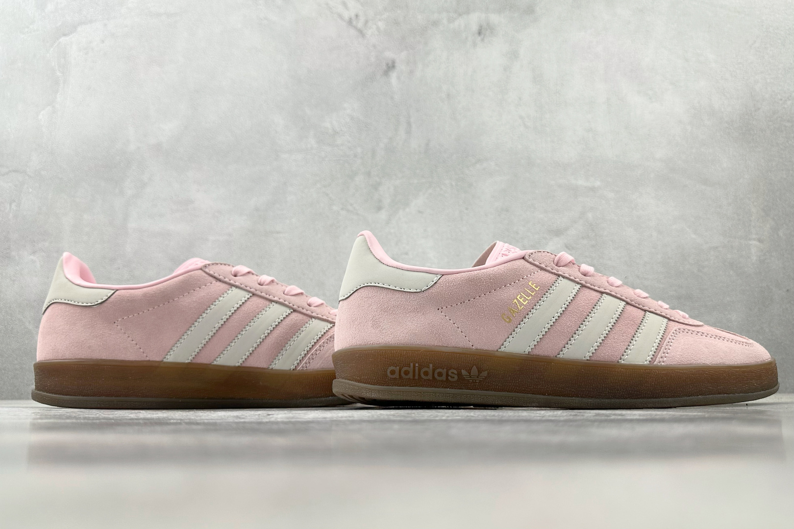 XC 
adidas originals GAZELLE INDOOR W 粉色

货号：JI2716
