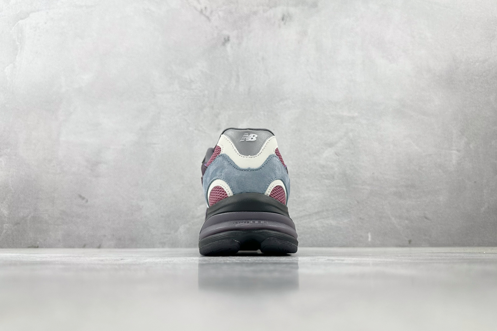 C 版 
大厂出品  New Balance NB 2010 黑紫

货号：M2010ANB
尺码：36