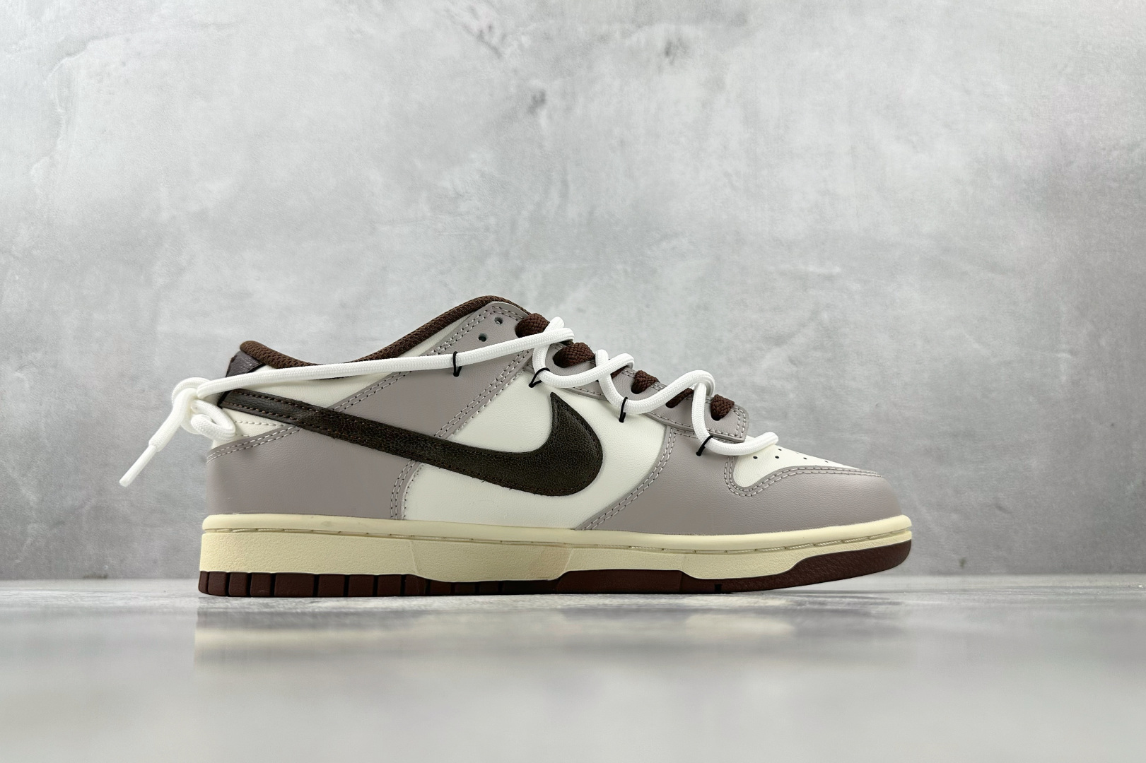 YC 
【定制球鞋】Nike Dunk 考拉派对 破碎网格 棕色

货号：DD1503-124
尺码：3