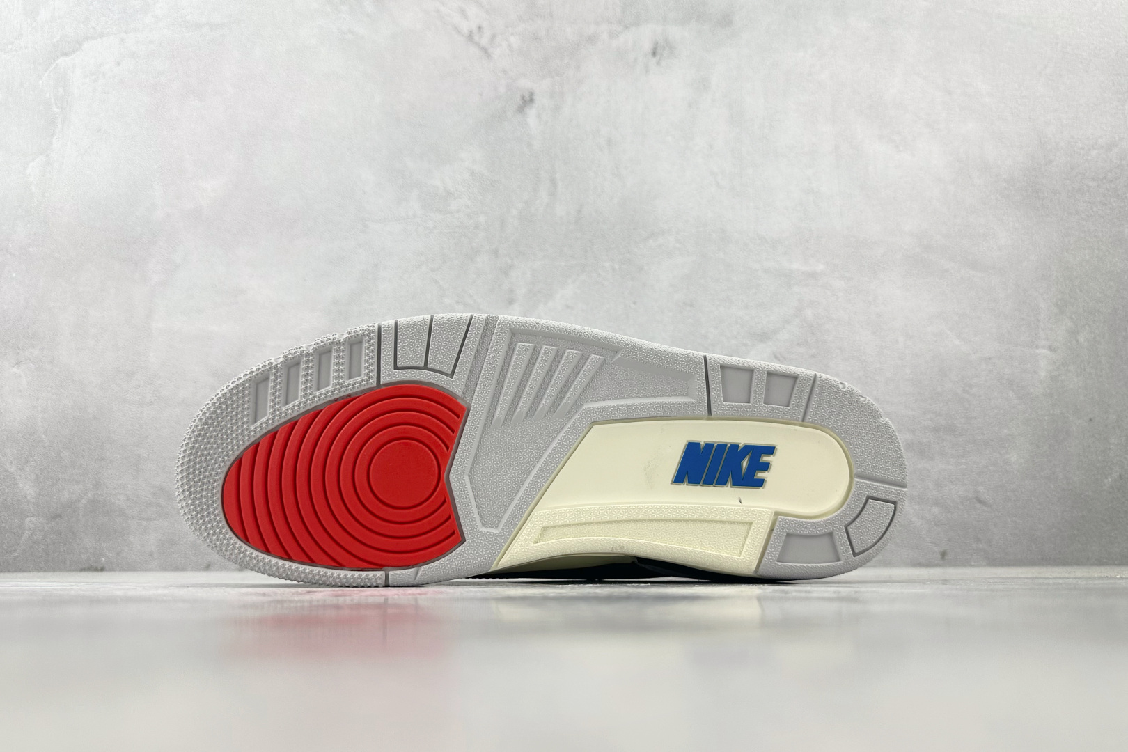 OG 
顶级纯原 Jordan Air Jordan 3 Retro Rare Air 黑灰红

货号：