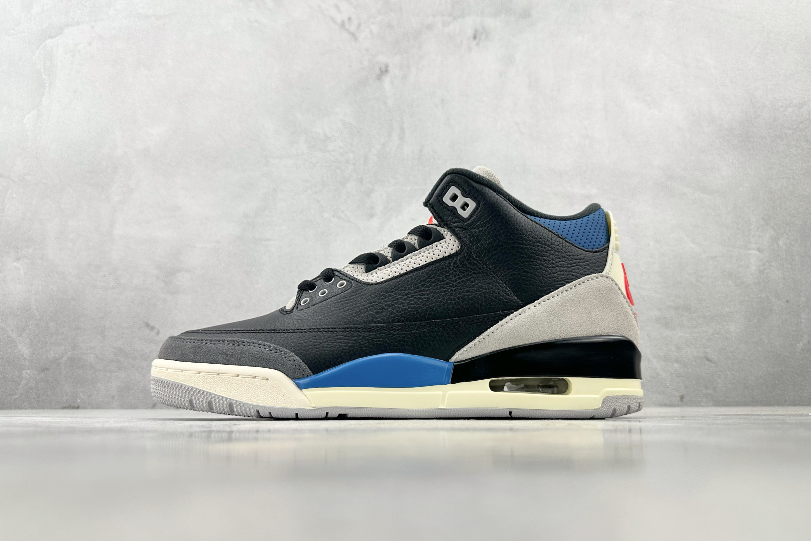OG 
顶级纯原 Jordan Air Jordan 3 Retro Rare Air 黑灰红

货号：