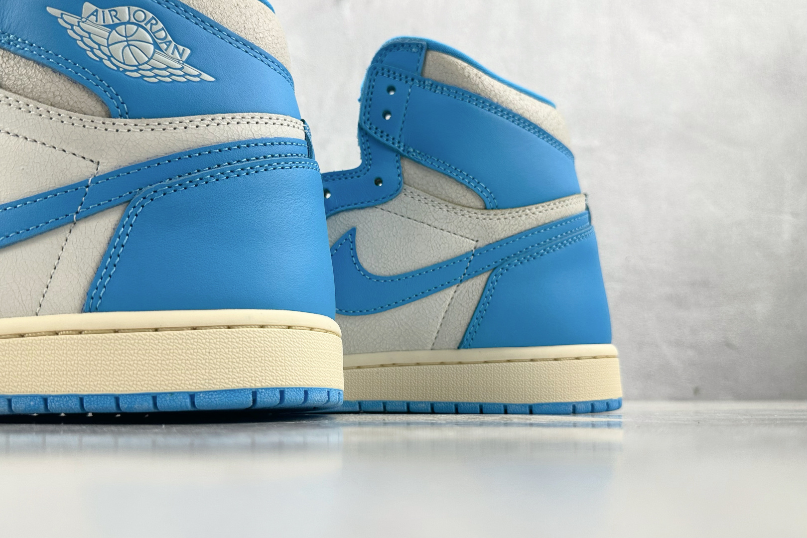 OG 
顶级纯原 Jordan Air Jordan 1 High OGUNC Reimagined 白