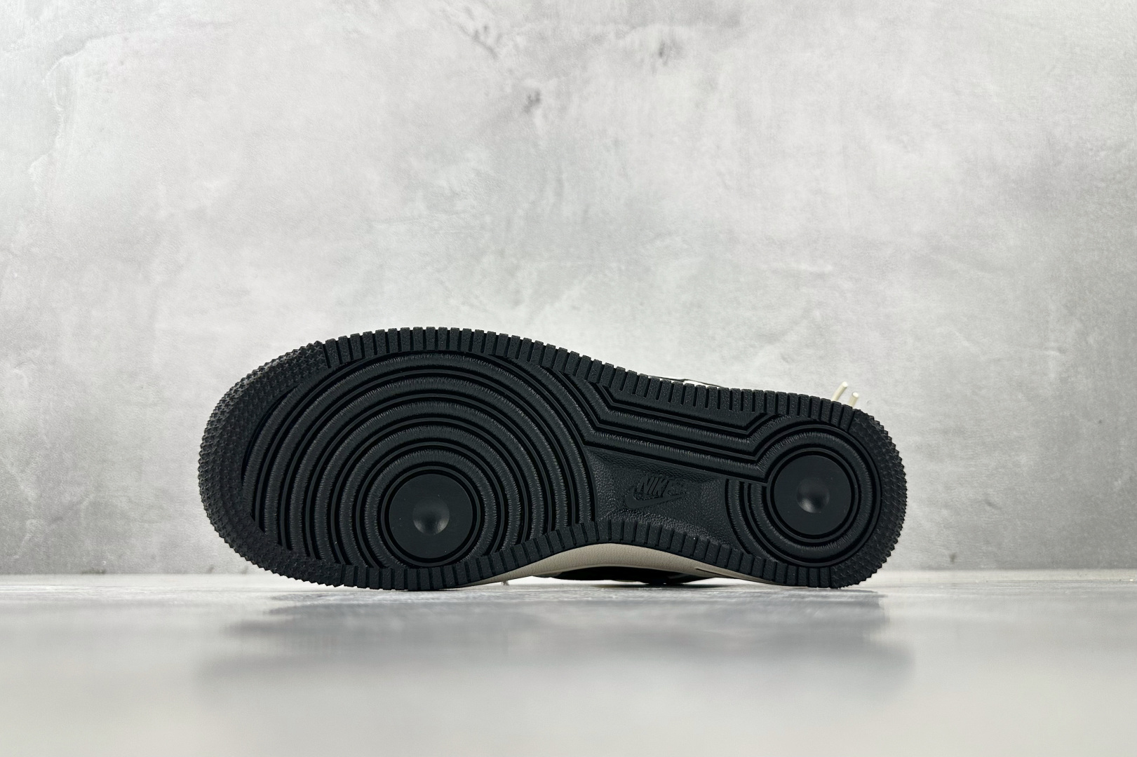 Nike Air Force 1 '07 Stussy Collab Sneakers - Style & Comfort 5 cmp i1745645789588 7281 0 3