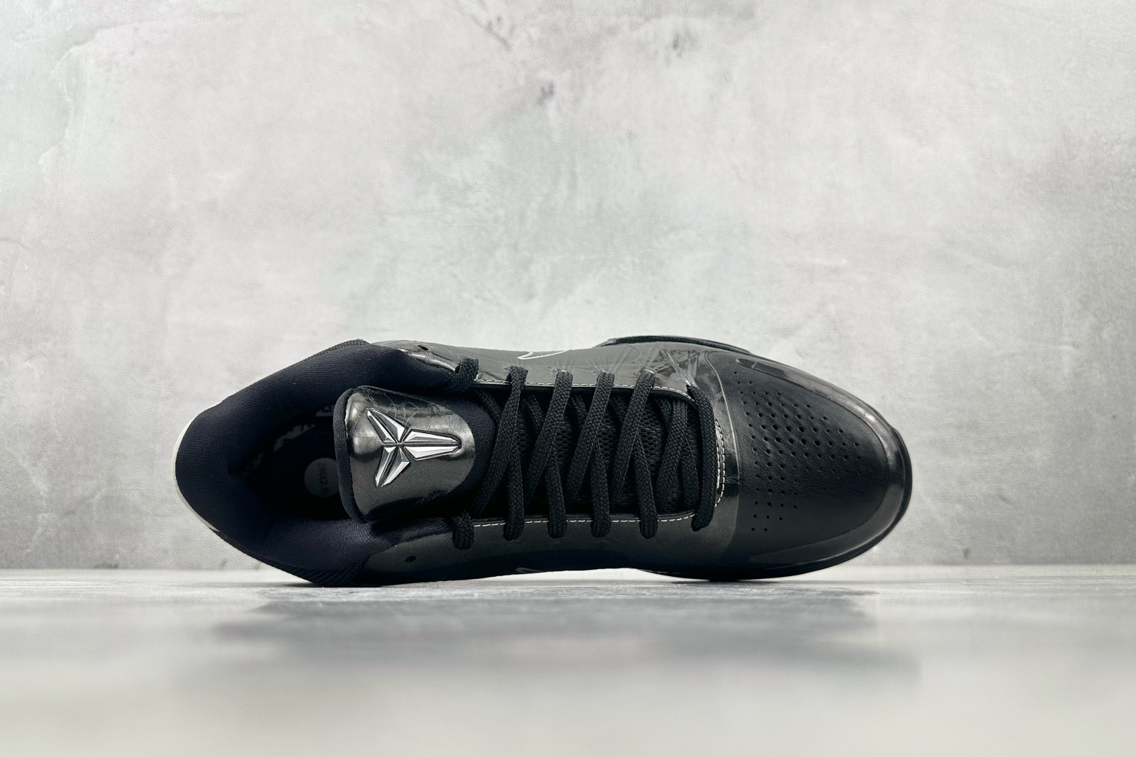 S2 
纯原生产线  Nike Kobe 5 黑武士

货号：-003
尺码：40.5 41 42 42