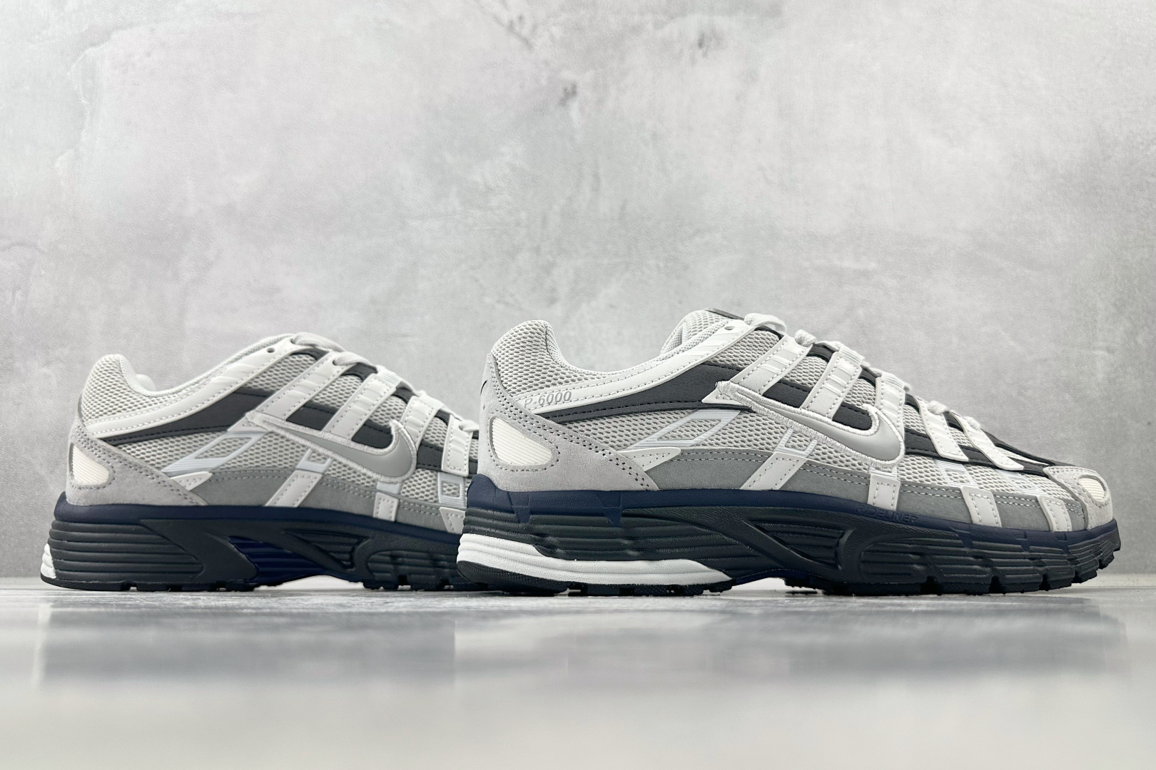 PF 
原鞋开发 原数据档案 Nike P-6000 白色

货号：IB3081-001
尺码：36 3