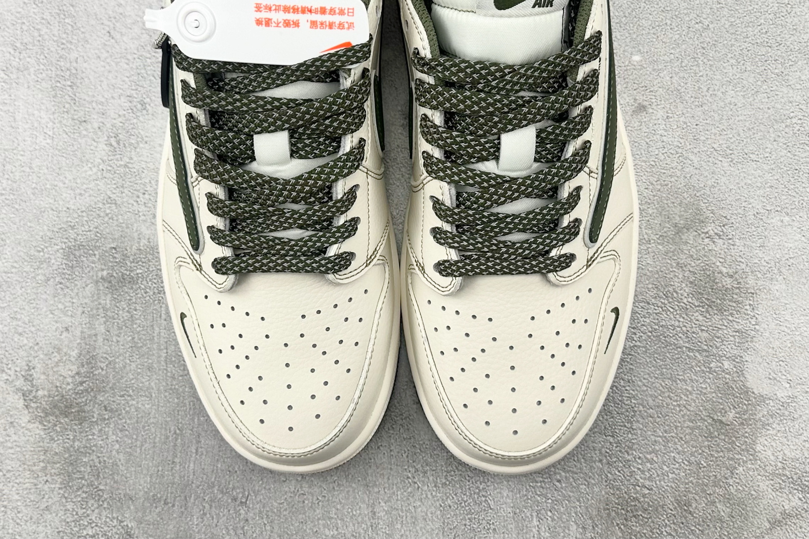 DK 
定制 Air Jordan 1 Low ow SP 米白绿

货号：DH0223 333
尺码：