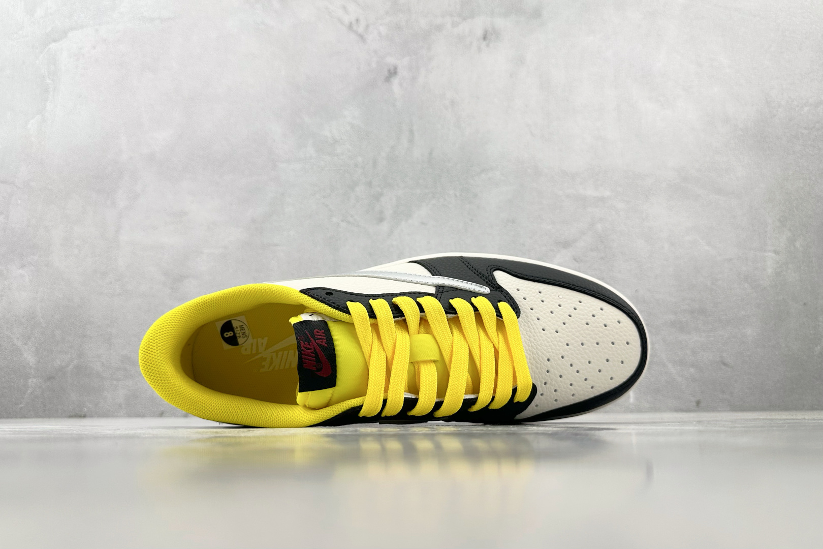 DK 
定制 Air Jordan 1 Low ow SP 黑白灰

货号：DN6901 095
尺码：
