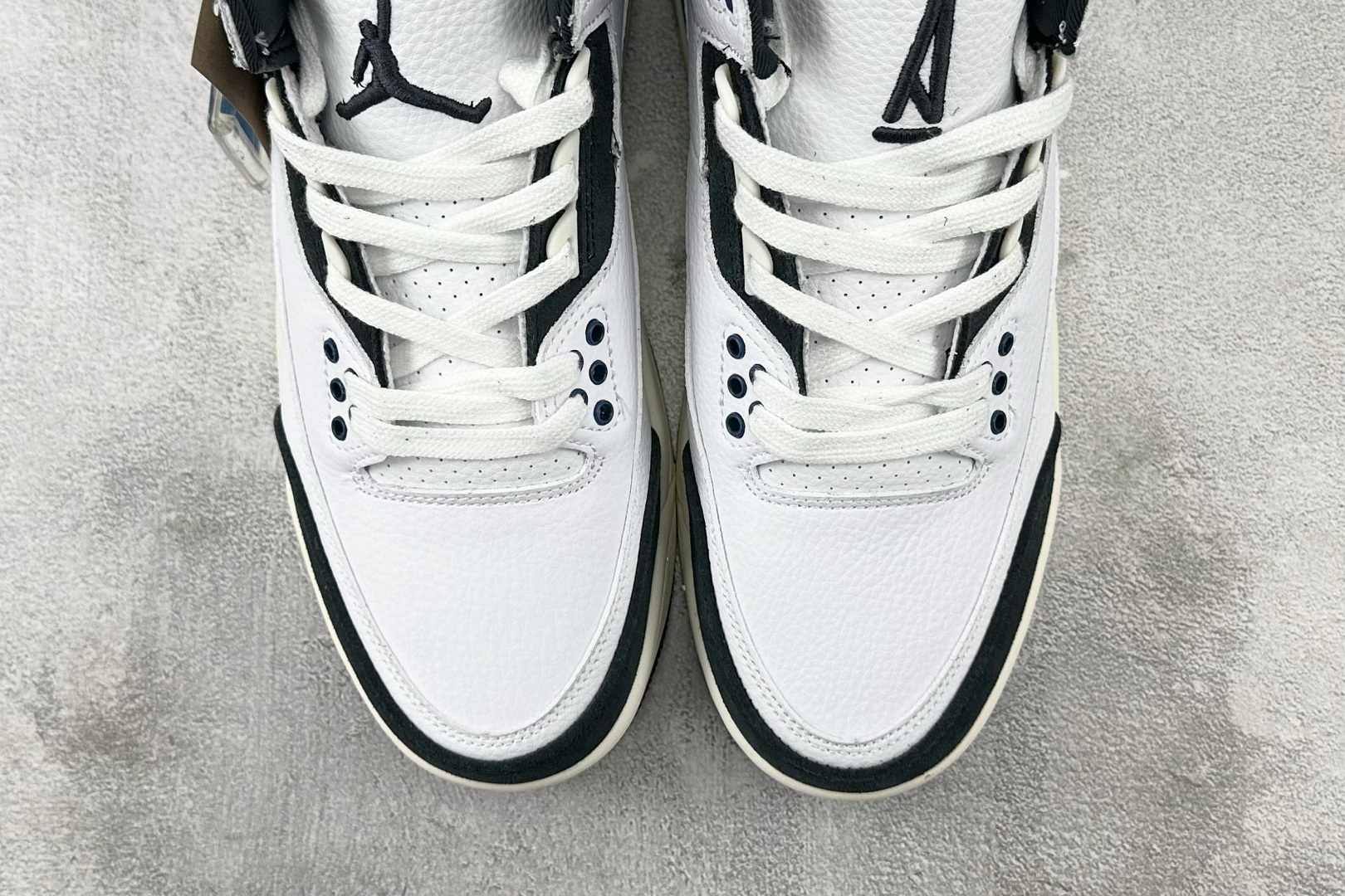 HG 
极致性价比  A Ma Maniére x Jordan Air Jordan 3 DIFFUS