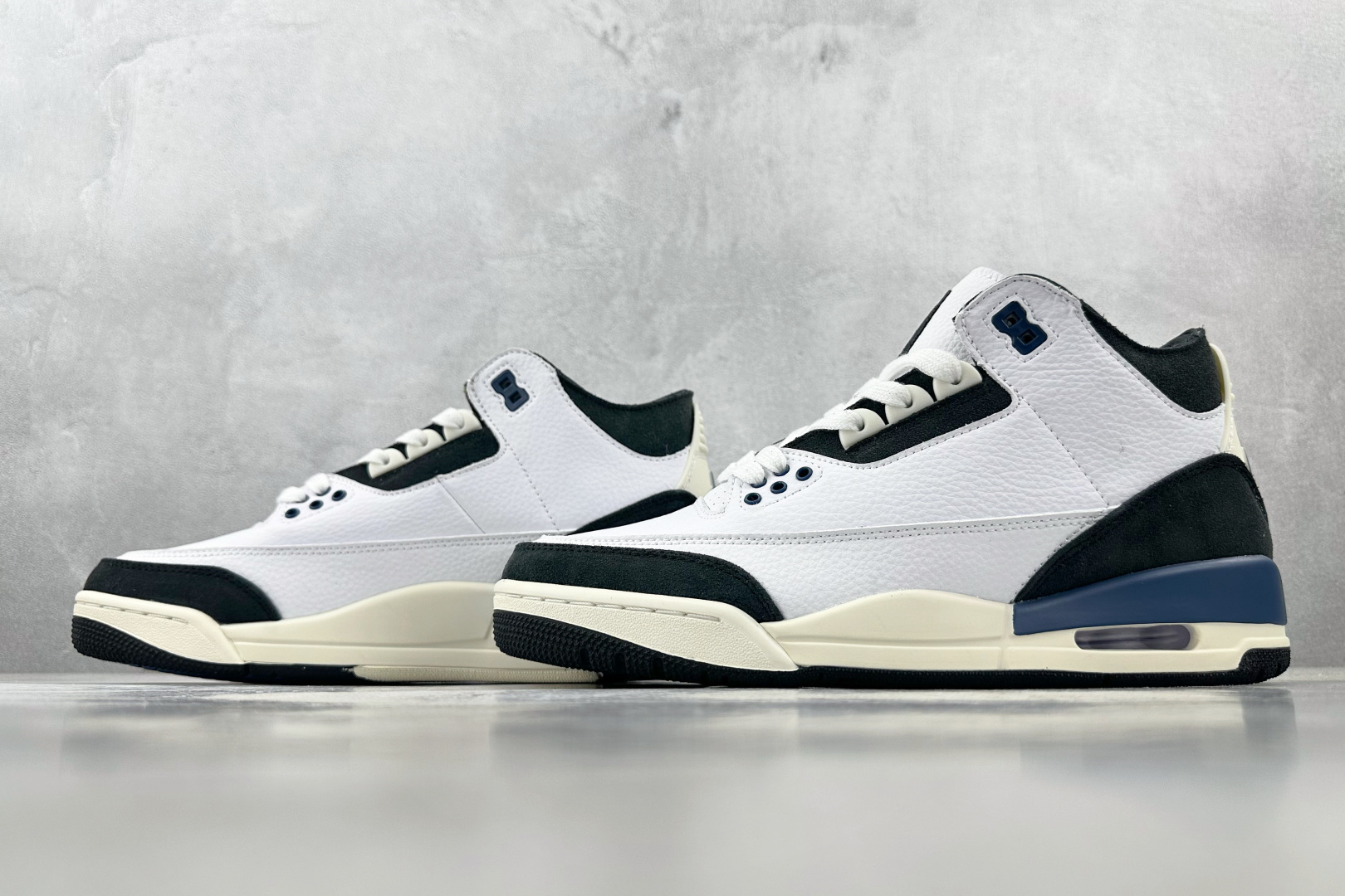 HG 
极致性价比  A Ma Maniére x Jordan Air Jordan 3 DIFFUS