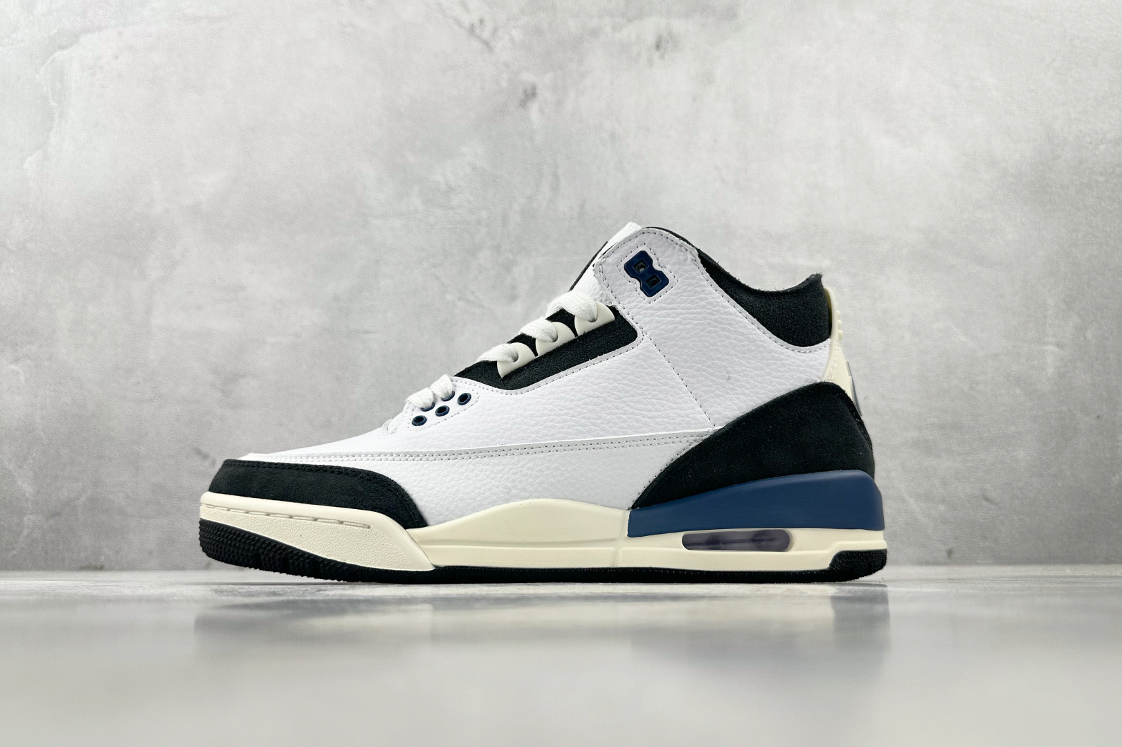 HG 
极致性价比  A Ma Maniére x Jordan Air Jordan 3 DIFFUS