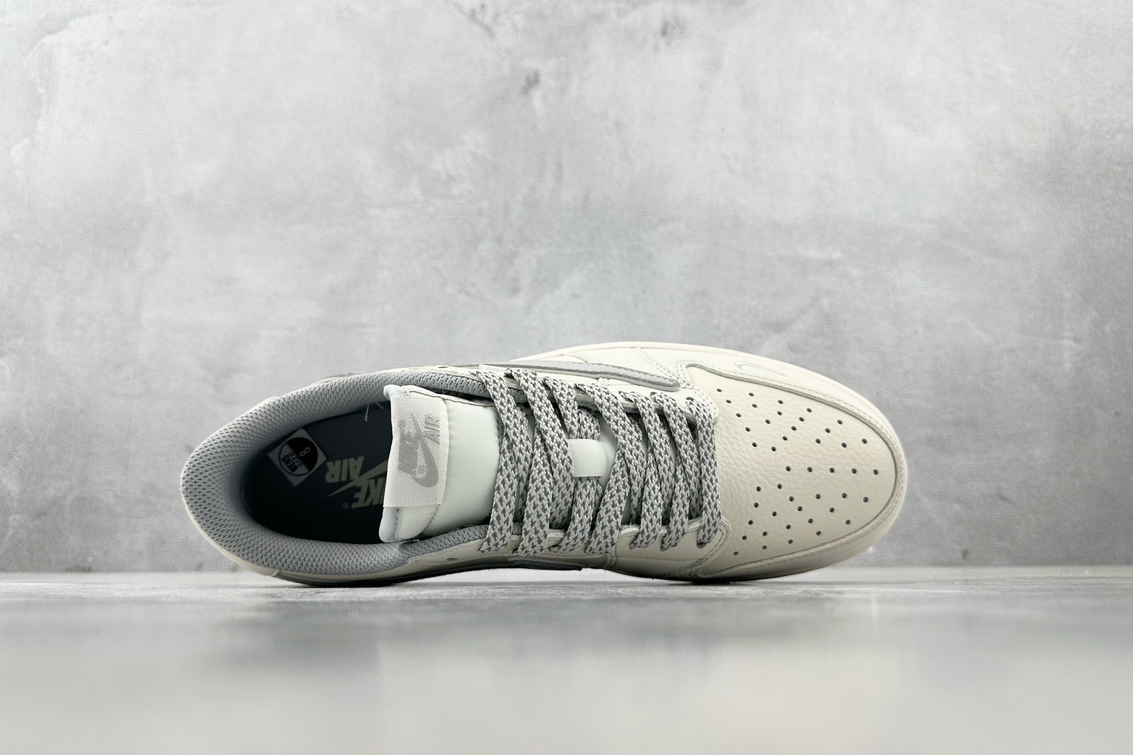 DK 
定制 Air Jordan 1 Low ow SP 米白灰

货号：DH0223 332
尺码：