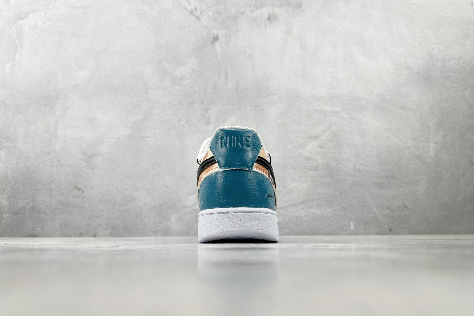定制版  
【定制球鞋】Nike Court Vision 街头涂鸦 蓝白色

货号：DH2987-10