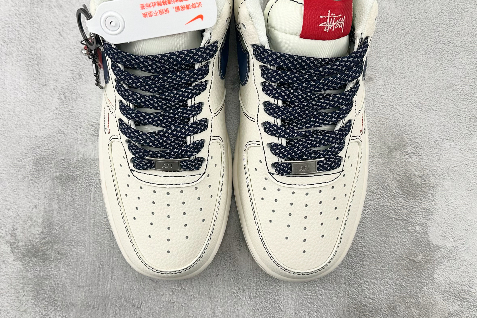 XC 
Nike Air Force 1'07 斯图西 联名 米白蓝

货号：HH7518 072
尺码