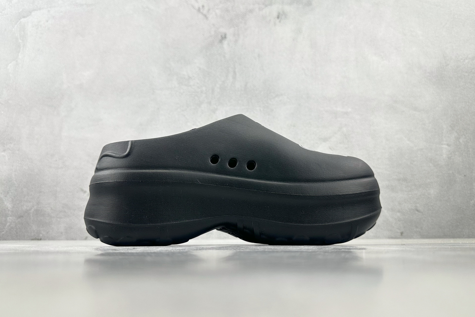 CD 
Hello Kitty/凯蒂猫 × adidas originals AdiFOM Stan S