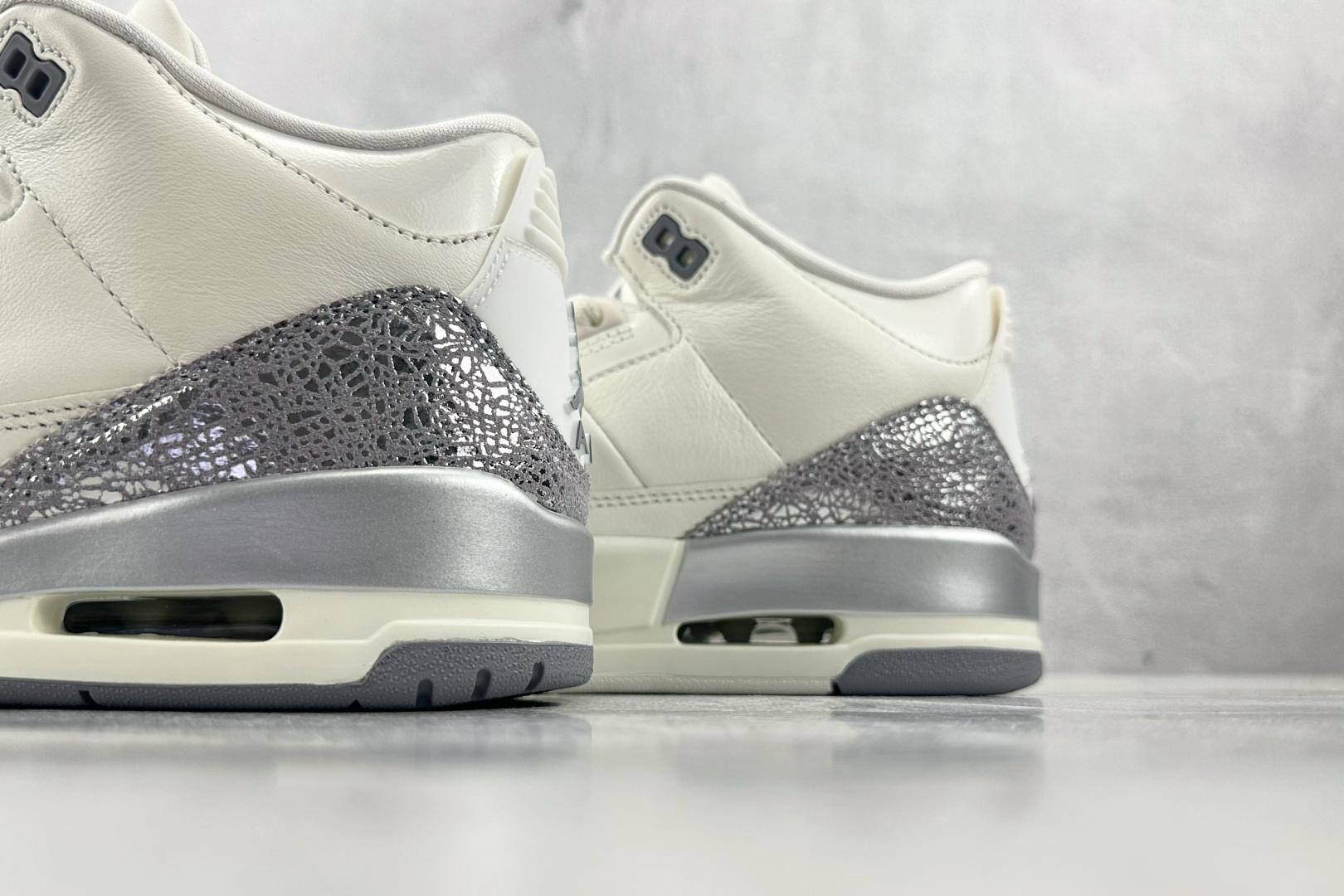 OG 
顶级纯原 Jordan Air Jordan 3 “Sai白灰色

货号：CK9246-100
