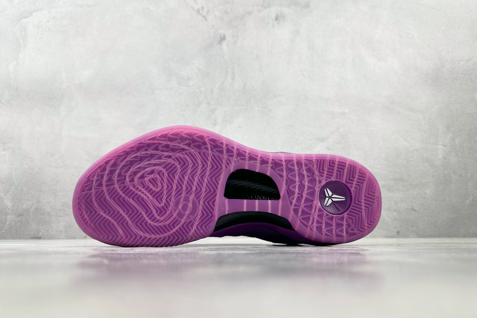 GX 
顶级纯原 完美复刻 Nike Kobe 8 Protro EybI PE 紫色

货号：HJ72