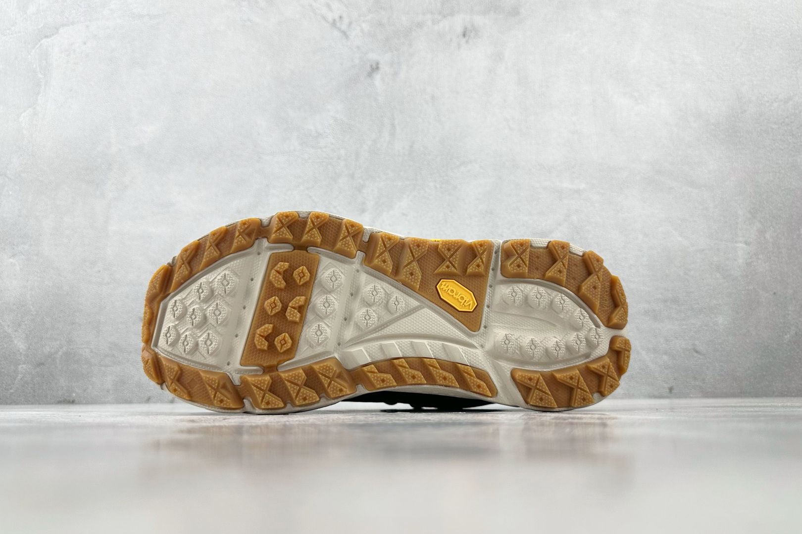HK 
平台专供 HOKA ONE ONE Tor Ultra 深绿色

货号：-MVW
尺码：36 3