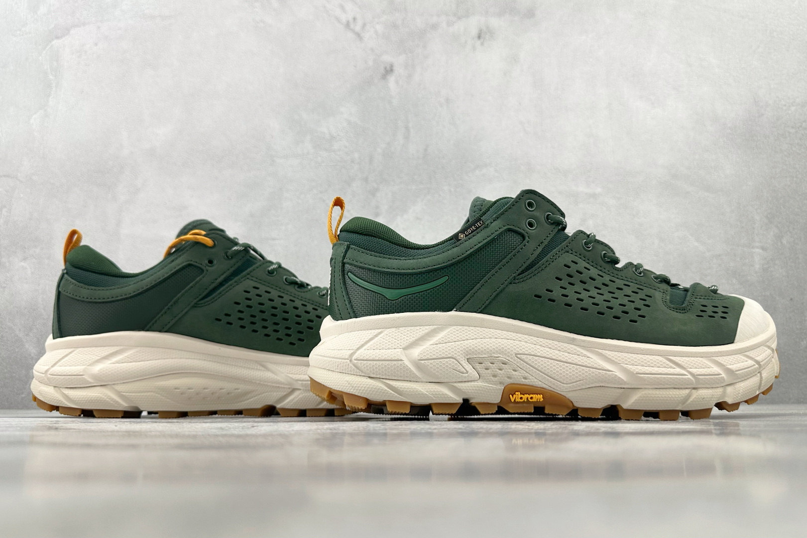 HK 
平台专供 HOKA ONE ONE Tor Ultra 深绿色

货号：-MVW
尺码：36 3