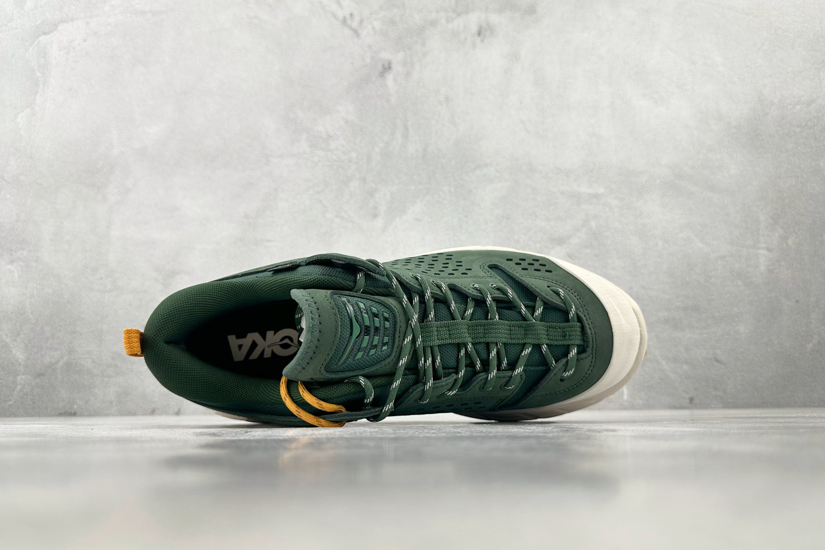 HK 
平台专供 HOKA ONE ONE Tor Ultra 深绿色

货号：-MVW
尺码：36 3