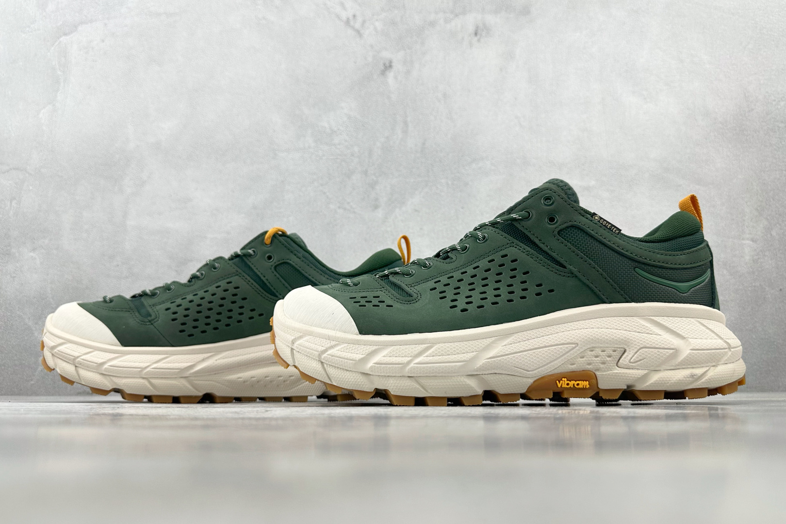HK 
平台专供 HOKA ONE ONE Tor Ultra 深绿色

货号：-MVW
尺码：36 3