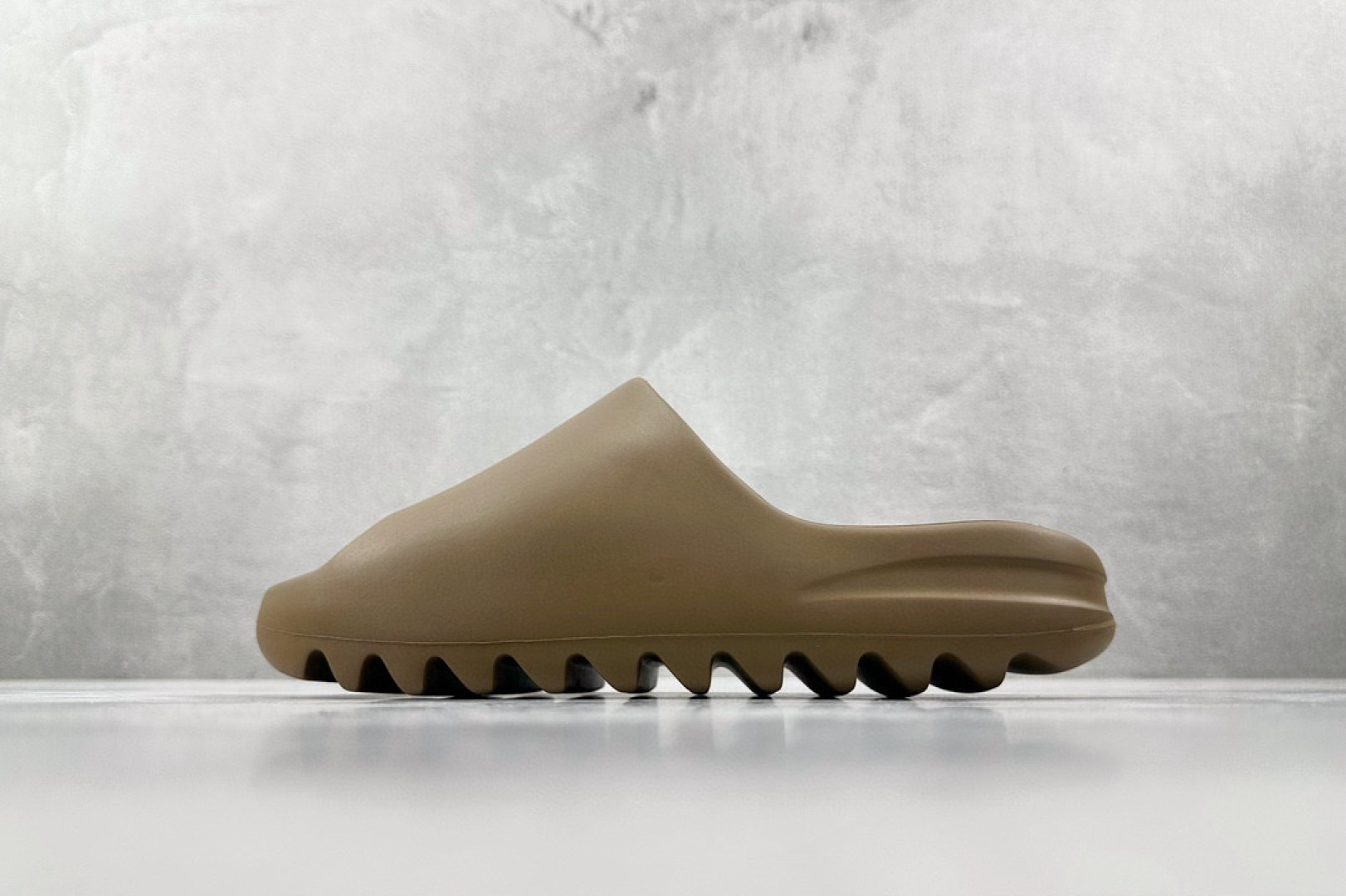 
全新外贸大厂出品 已出配色合集 adidas originals Yeezy Slide 系列