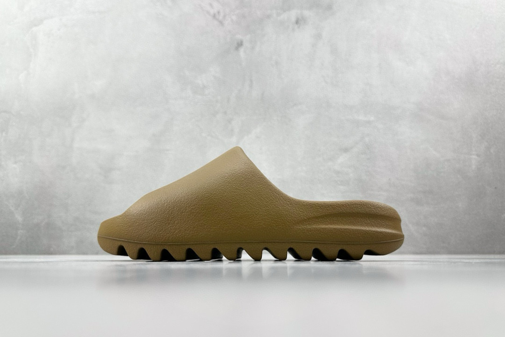 
全新外贸大厂出品 已出配色合集 adidas originals Yeezy Slide 系列