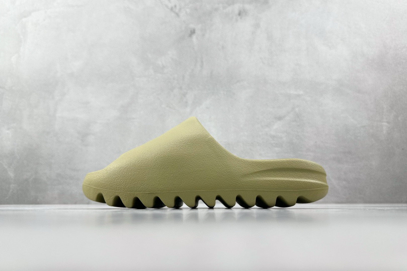 
全新外贸大厂出品 已出配色合集 adidas originals Yeezy Slide 系列