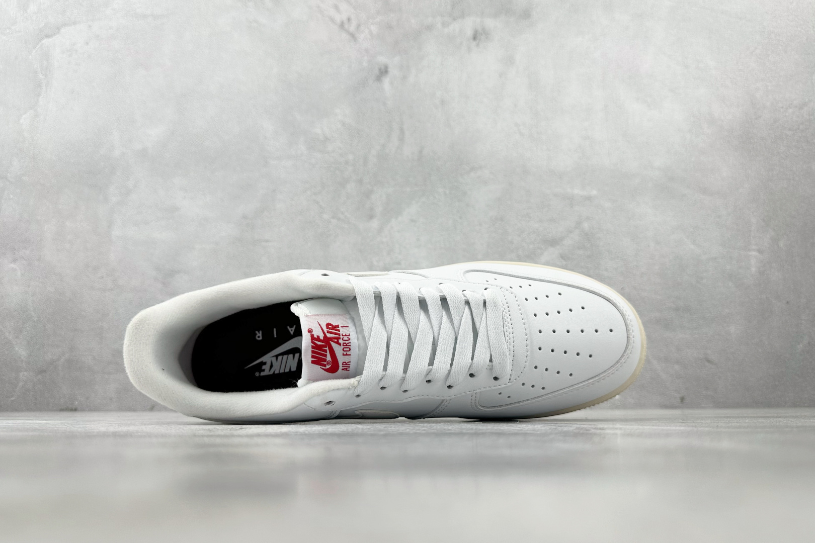 
外贸批次 Nike Air Force 1 Valentine's Day 情人节 爱心 白红

货号