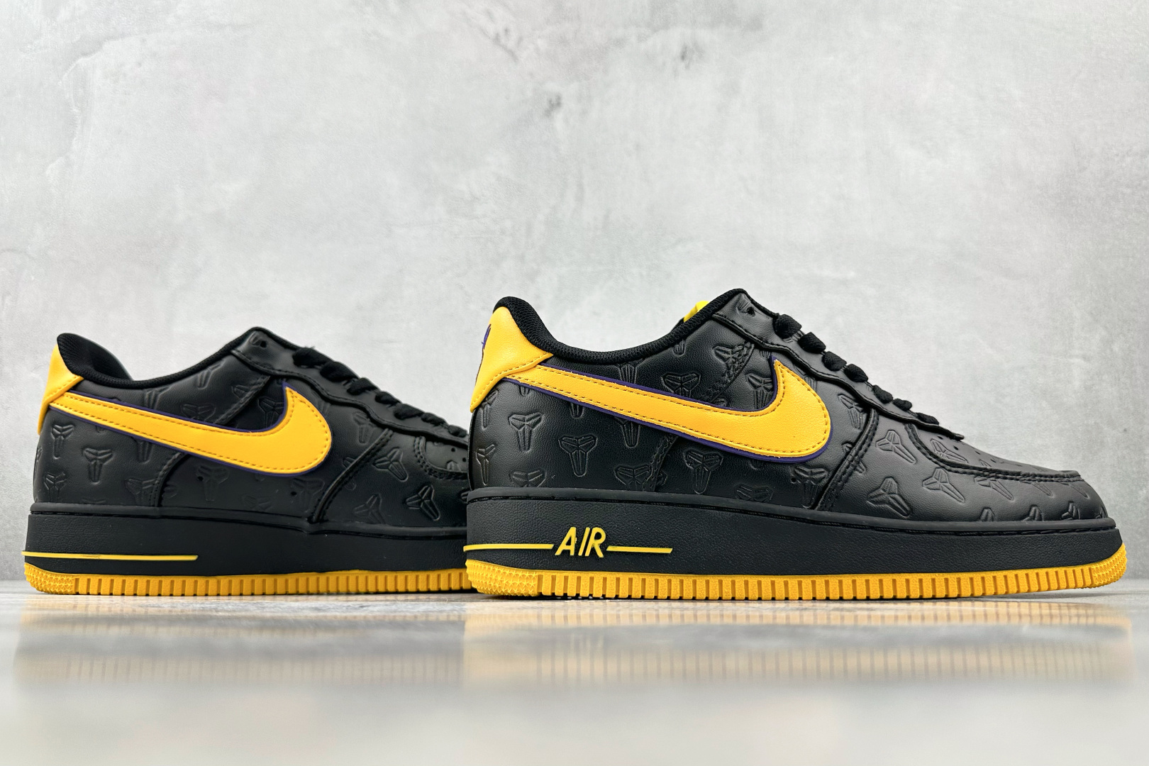 
外贸批次  Nike Air Force 1 Low “Kobe Bryant”黑黄

货号：HV51