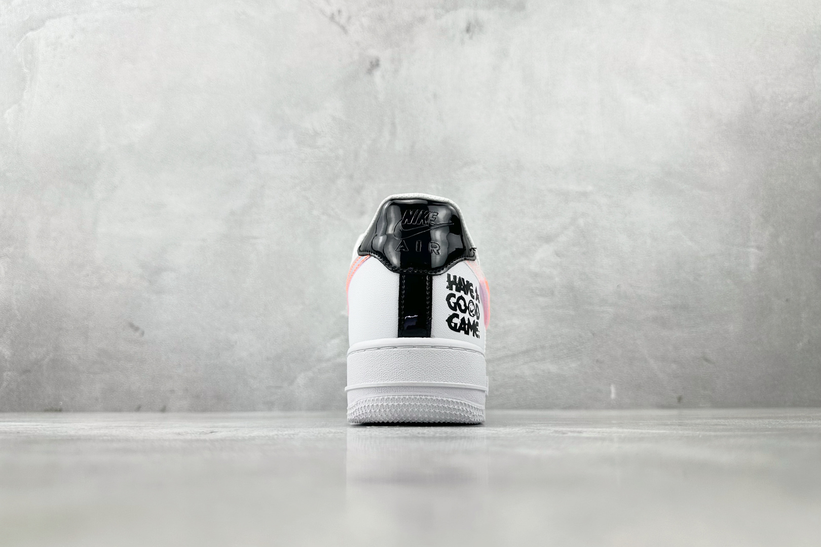 
外贸批次  Nike Air Force 1 07 LV8 Good Game 炫彩镭射 电玩像素 白