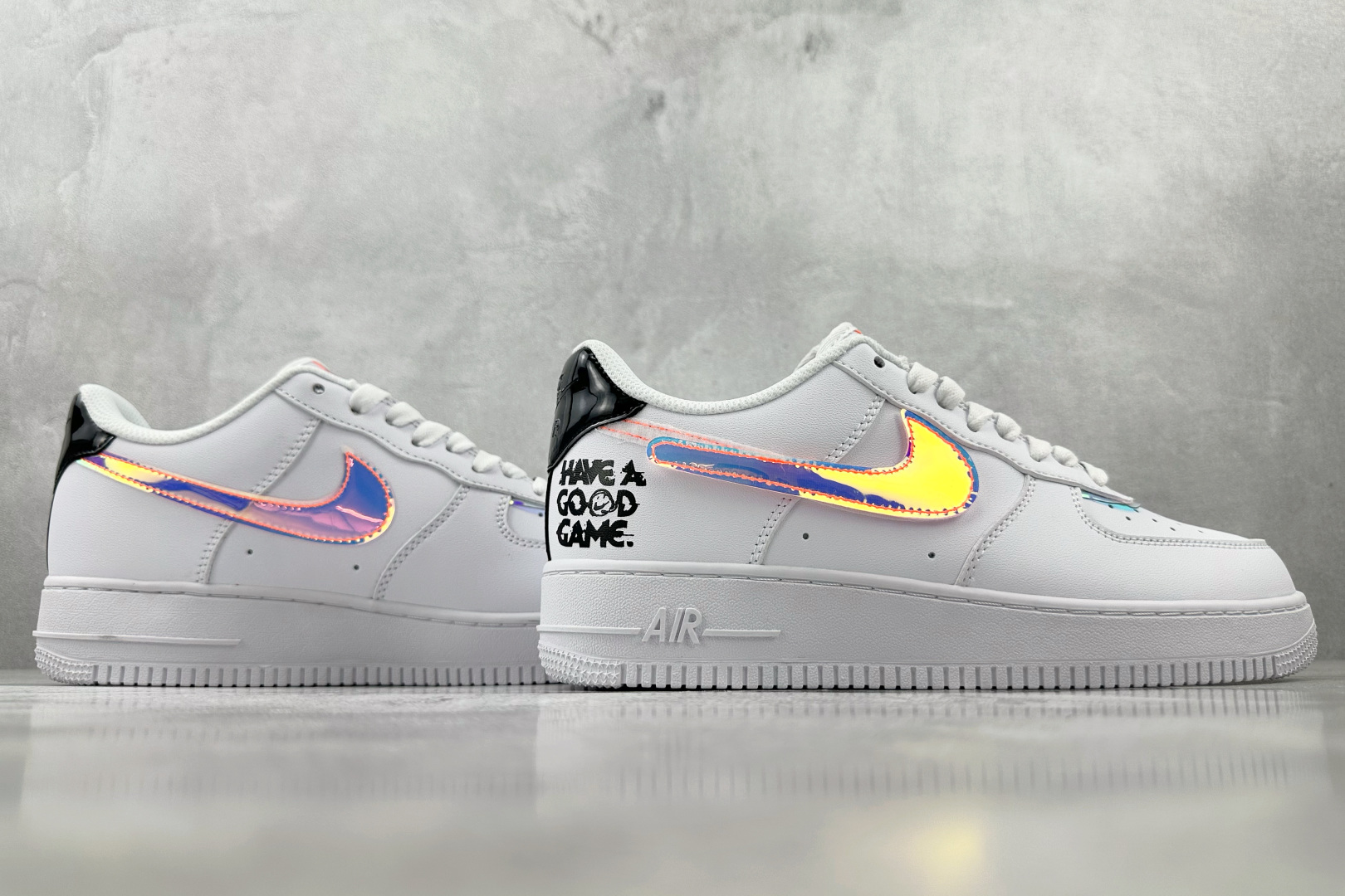 
外贸批次  Nike Air Force 1 07 LV8 Good Game 炫彩镭射 电玩像素 白