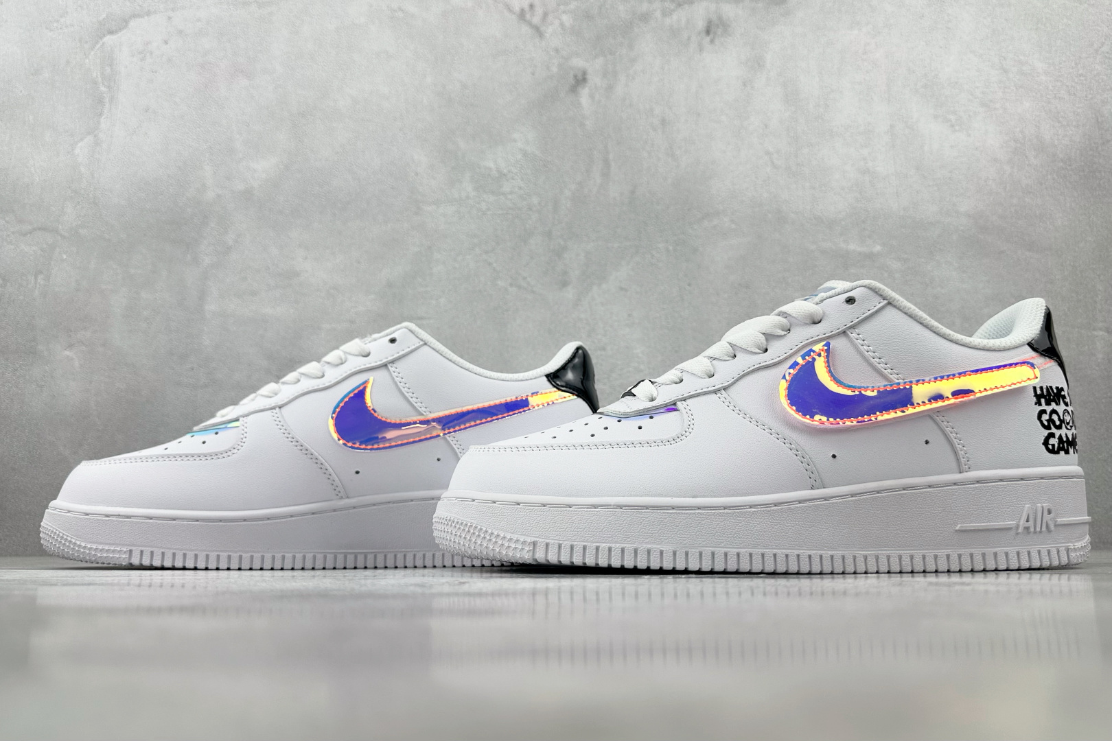 
外贸批次  Nike Air Force 1 07 LV8 Good Game 炫彩镭射 电玩像素 白