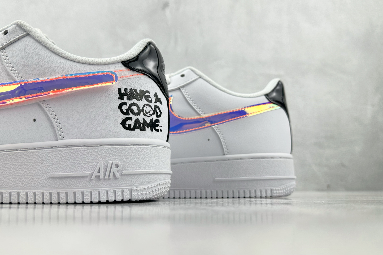 
外贸批次  Nike Air Force 1 07 LV8 Good Game 炫彩镭射 电玩像素 白